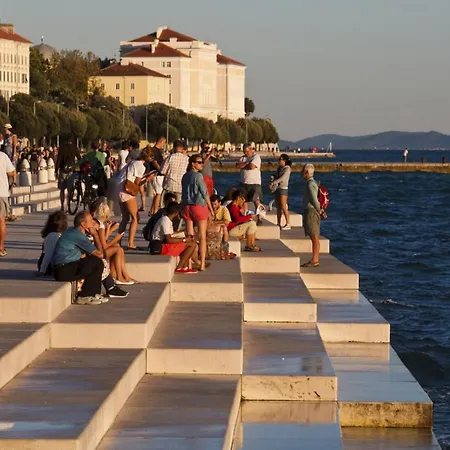 Apartament In With Sea View, Balcony, Air Conditioning, Wifi 858-4