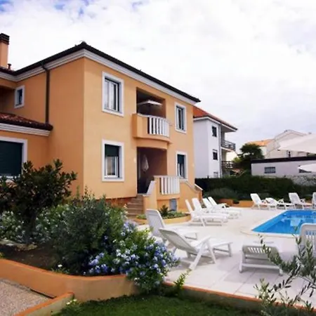 In With Sea View, Balcony, Air Conditioning, Wifi 858-4