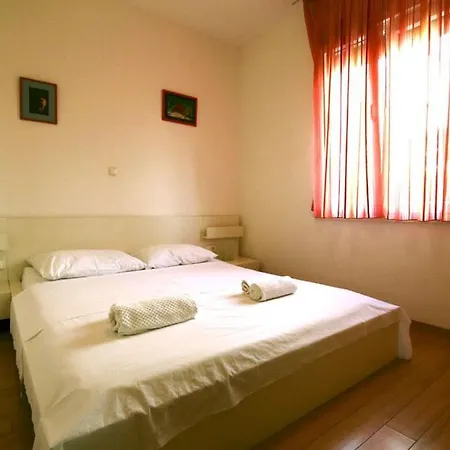 In With Sea View, Balcony, Air Conditioning, Wifi 858-4 * 자다르