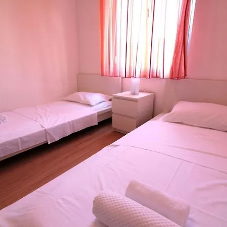 In With Sea View, Balcony, Air Conditioning, Wifi 858-4 Apartment *