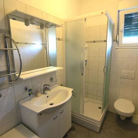 In With Sea View, Balcony, Air Conditioning, Wifi 858-4 자다르